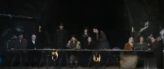 当一个17岁的天才“易性癖”,决定在重庆二外自杀