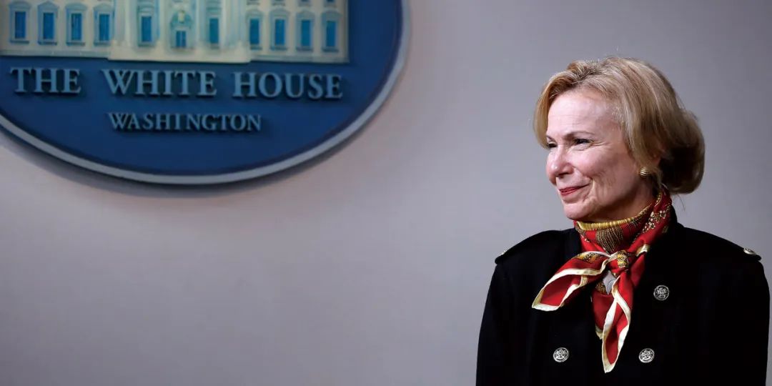 穿裤子的女人逛街,第一个穿裤子的女性