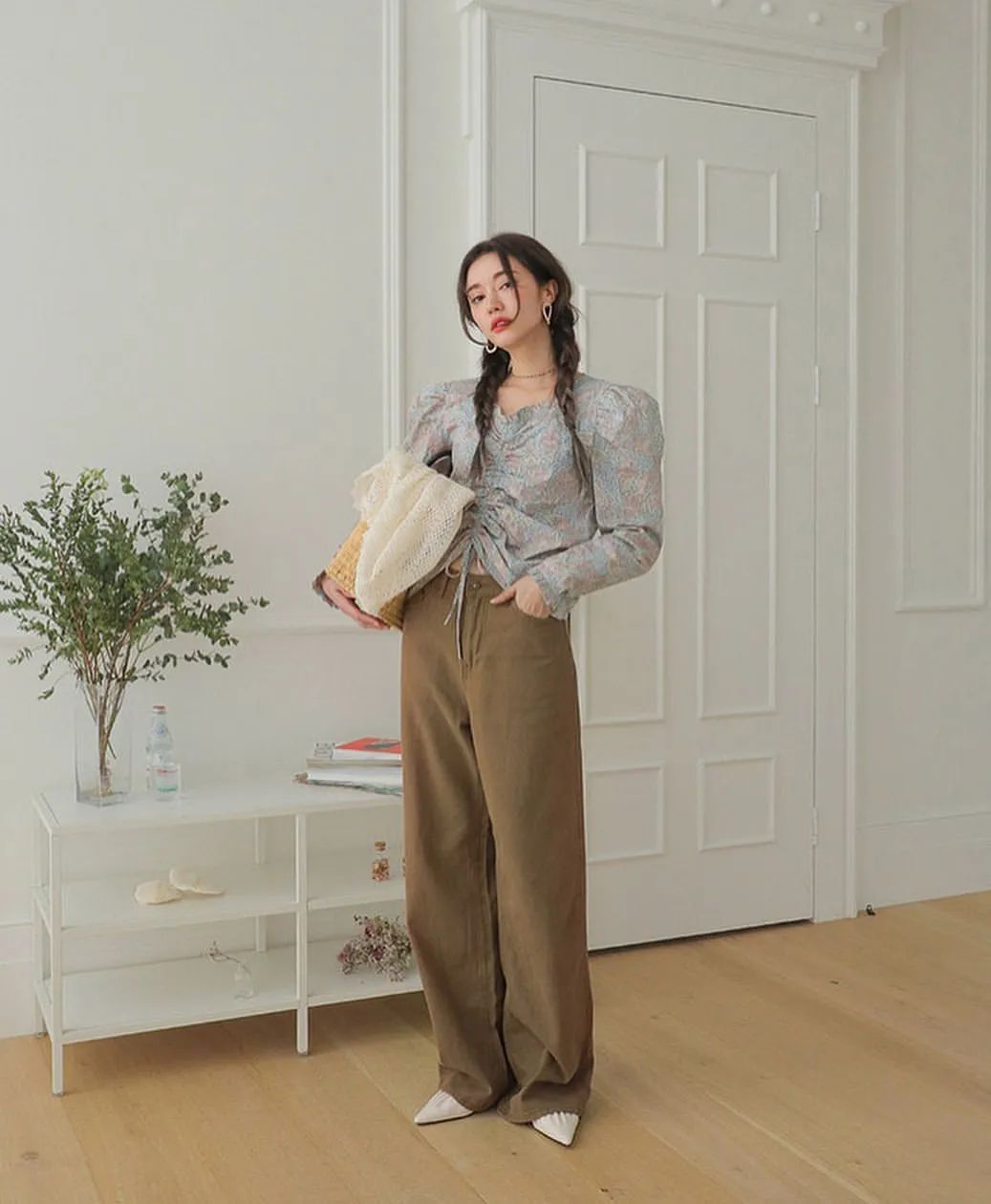 blackpink泫雅摆尾,blackpink全员观看泫雅舞台