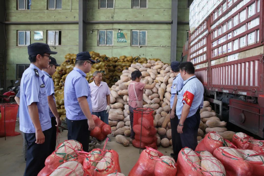 夏季治安夜警务护航夜经济,创新警务便民服务