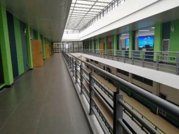 商学院：知行合一，商行天下