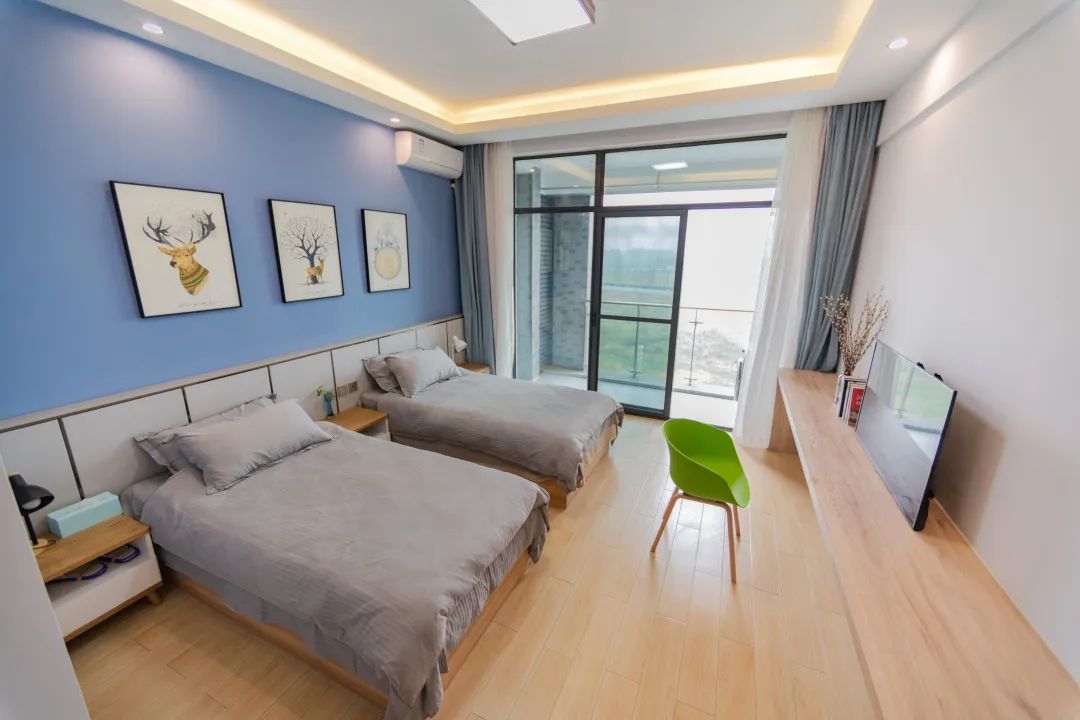 酒店式公寓拎包入住,包吃住酒店式公寓