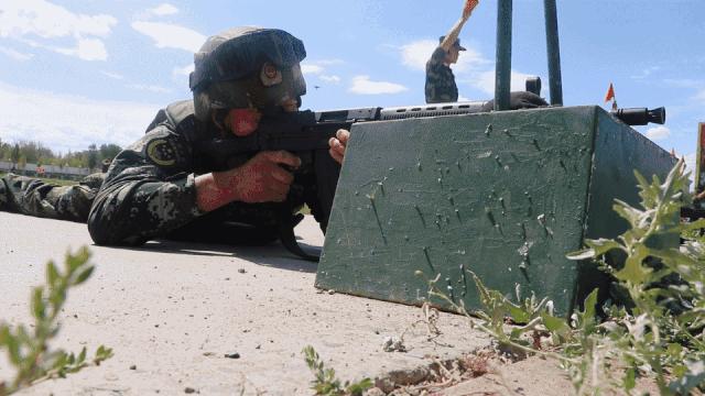 嘿，战友！这纪录你敢来破吗？