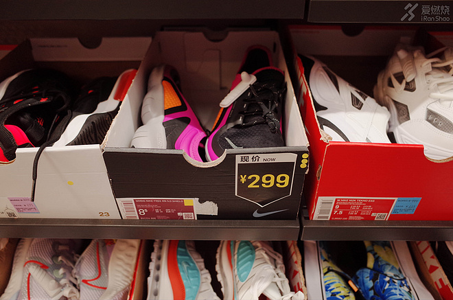 奥特莱斯nike跑鞋,线下nike奥特莱斯