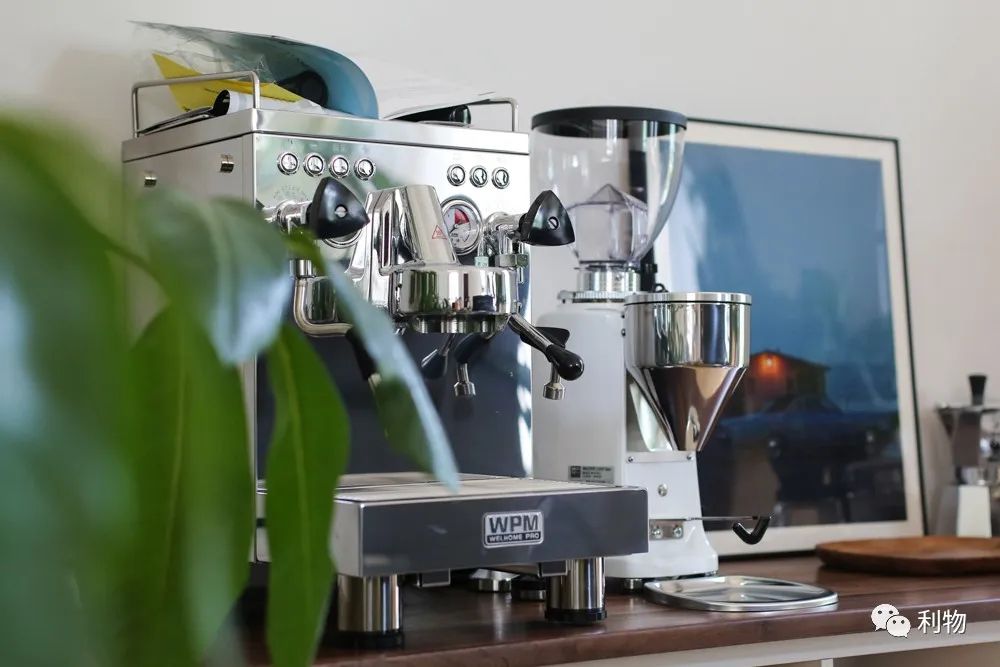 带你入坑,在家喝现磨咖啡需要哪些器具?我的家庭咖啡馆进化史(有福利)