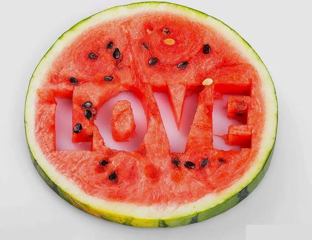 玉环头闻丨西瓜免费吃！免费送！吾悦这是什么惊天福利