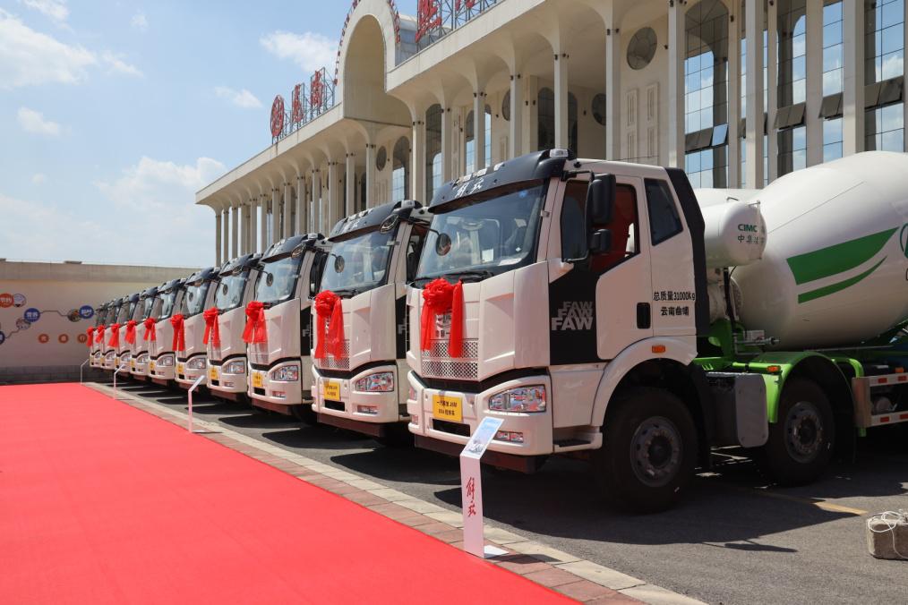 二手解放j6搅拌车出售,解放j6前四后八混凝土搅拌车报价