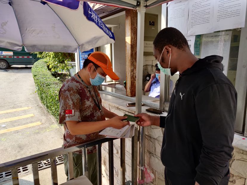 就近办理出国旅游签证,正规的个人签证办理流程