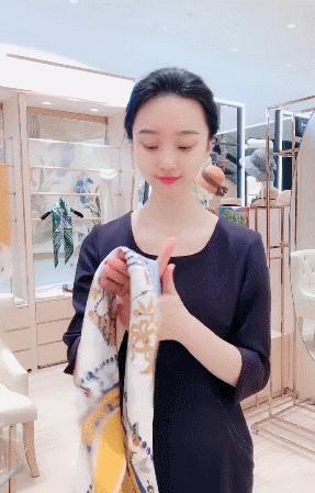 嫵WOO|诠释优雅气质，织就颈间风情