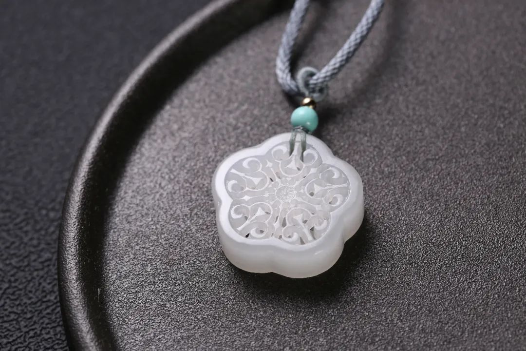 在新疆能买到正宗和田玉吗,在哪能买到正宗和田玉