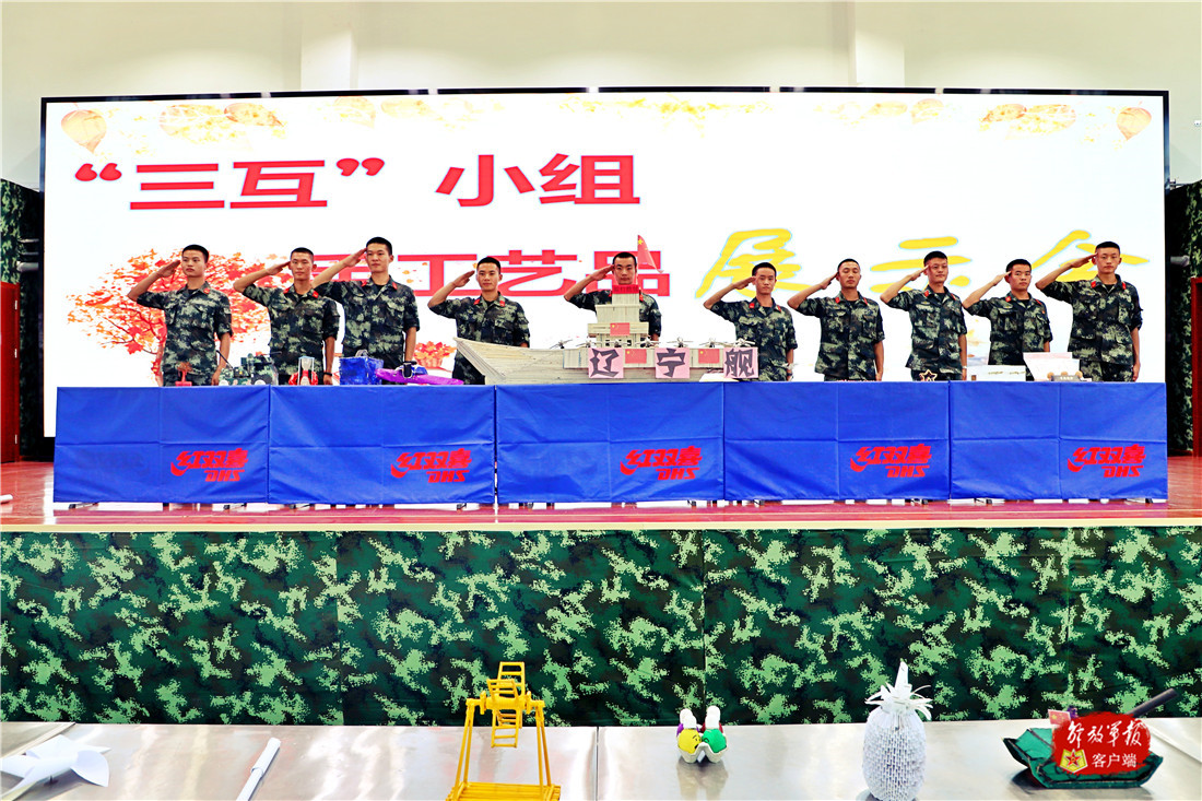 兵哥哥创意礼物,部队墙上的手工艺品