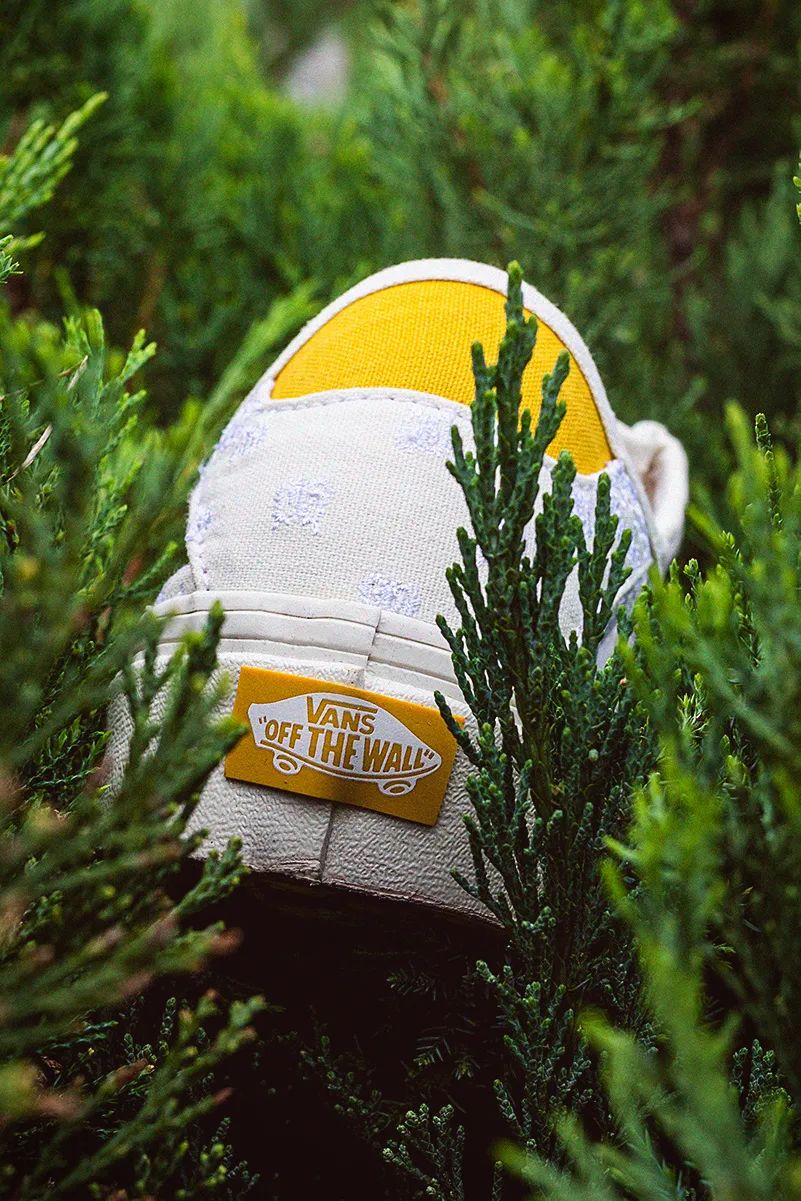 预售小三千！RHUDExVans腰果花开箱！入手方式仅在...