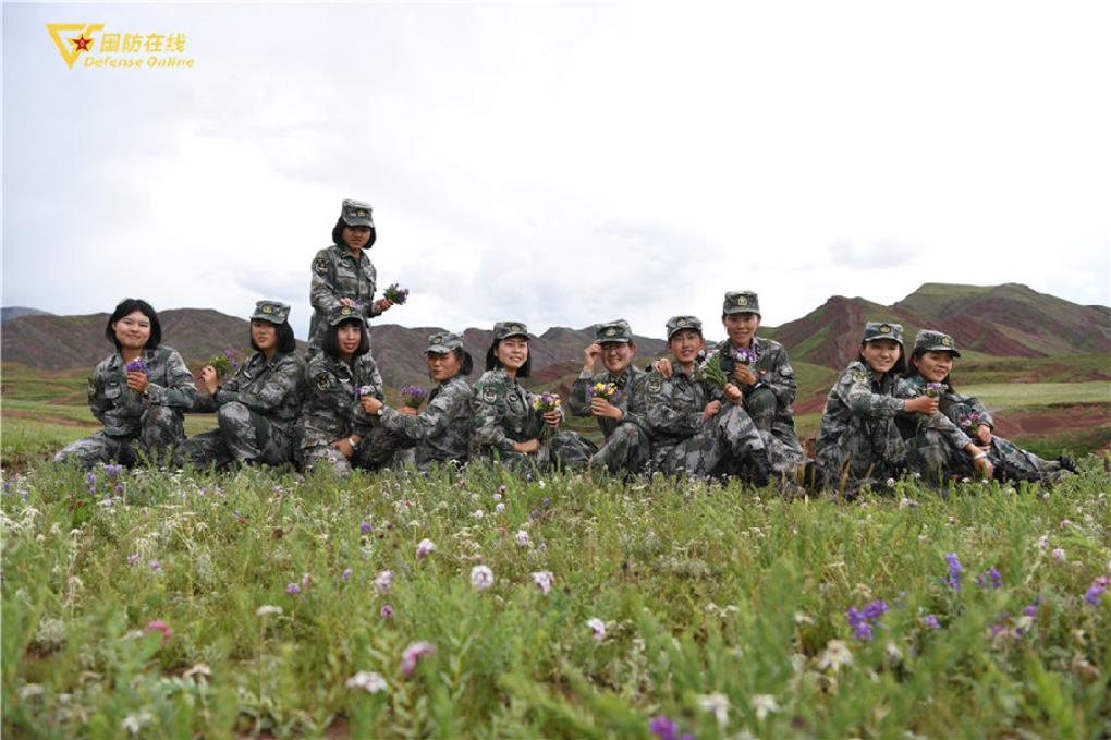 高原女兵汽车兵,高原女汽车兵征服昆仑山脉