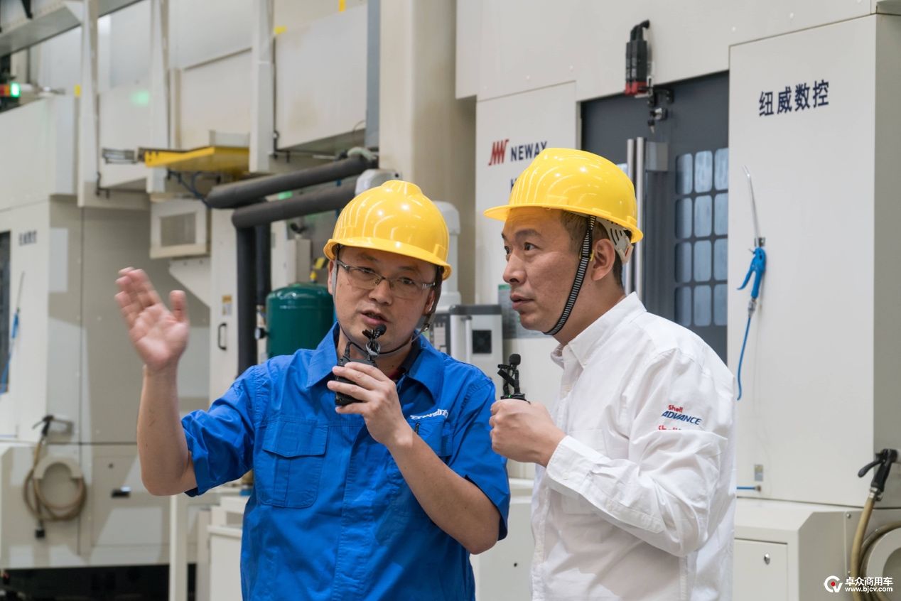 “壳动彩云之南”！“壳牌进云内”大型直播活动探秘德威发动机动力之源