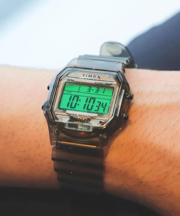 除了卖衣服爱好就是跳舞,除了卖吃的卖衣服还能做什么生意