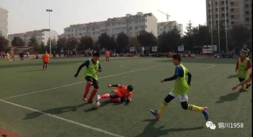 “足球要从娃娃抓起”，铜川这位体育老师一直坚定这个信念