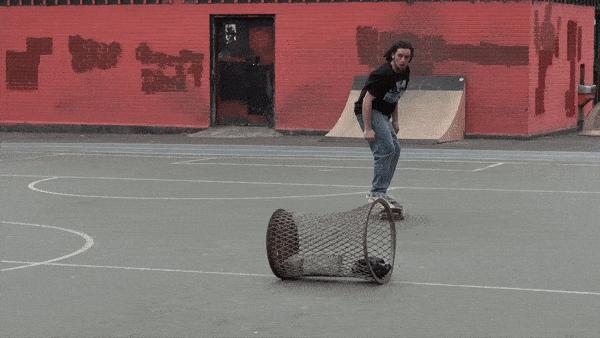 滑板很难的动作叫什么,初学滑板怎么觉得太滑了