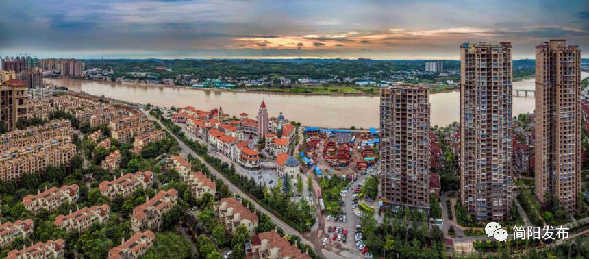 颁奖典礼的获奖人,获奖者颁奖典礼视频