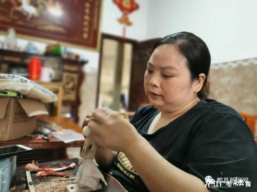 都昌县曹香梅：只要肯努力生活一天更比一天好