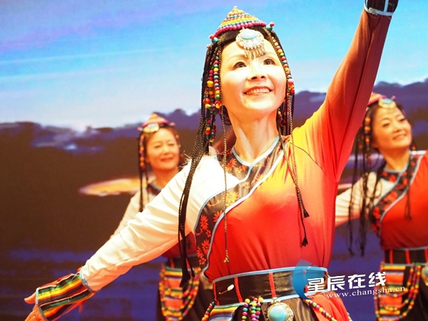 天心区:志愿心声倡文明健康文艺欢歌扬勤俭之风