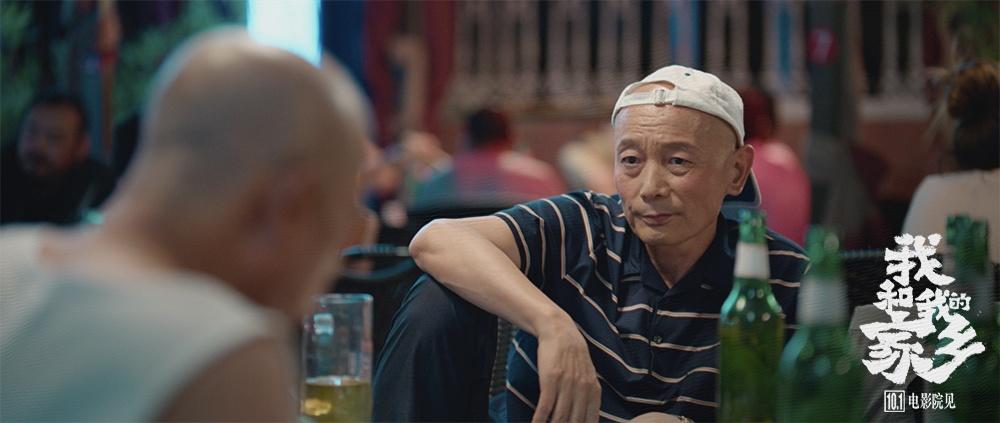 国庆档10.1电影票房统计,国庆档总票房破10亿元