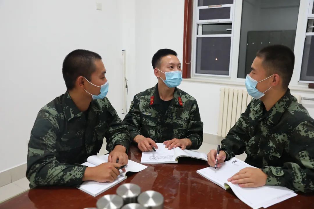 军医新兵入伍第一天,新兵怎么快速适应连队生活