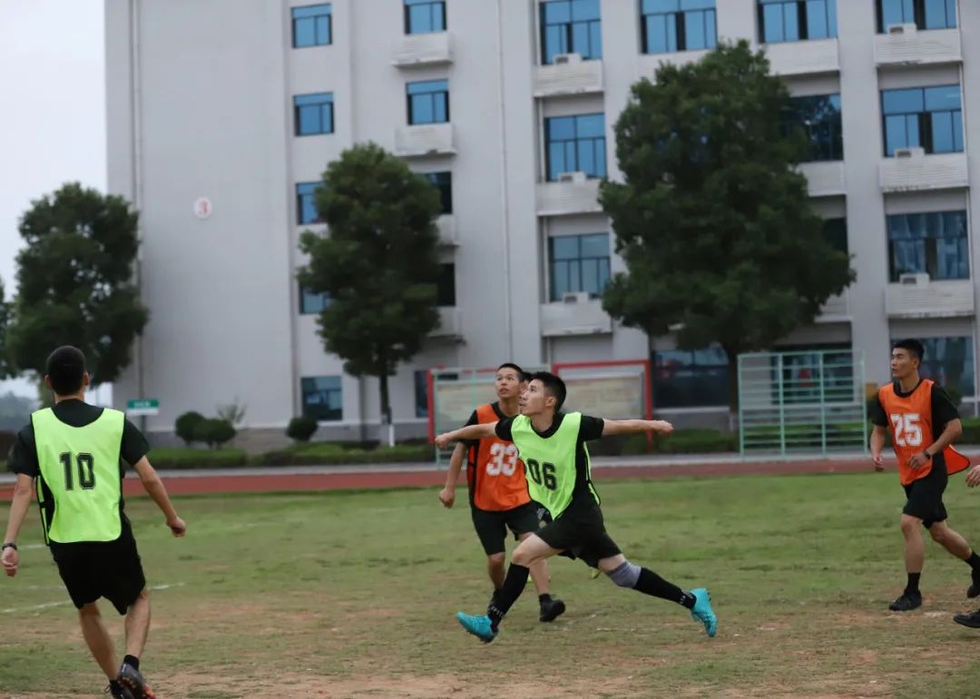 兵哥哥足球比赛,兵哥哥比赛视频