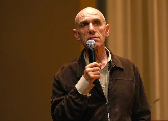 拉尔夫费因斯和爱德华诺顿,爱德华诺顿完整视频