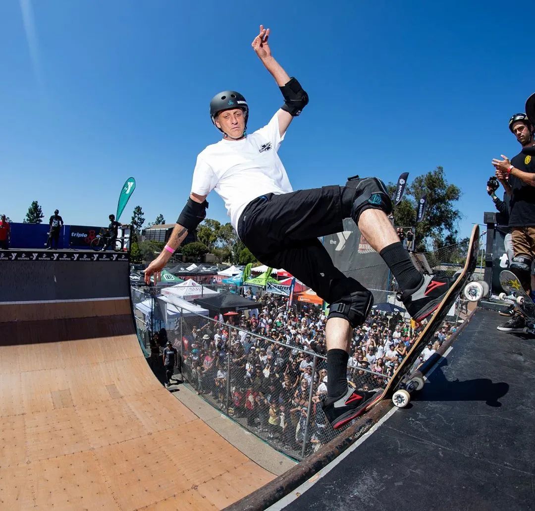 命硬可以不弯腰，但玩碗池得会正确「下跪」