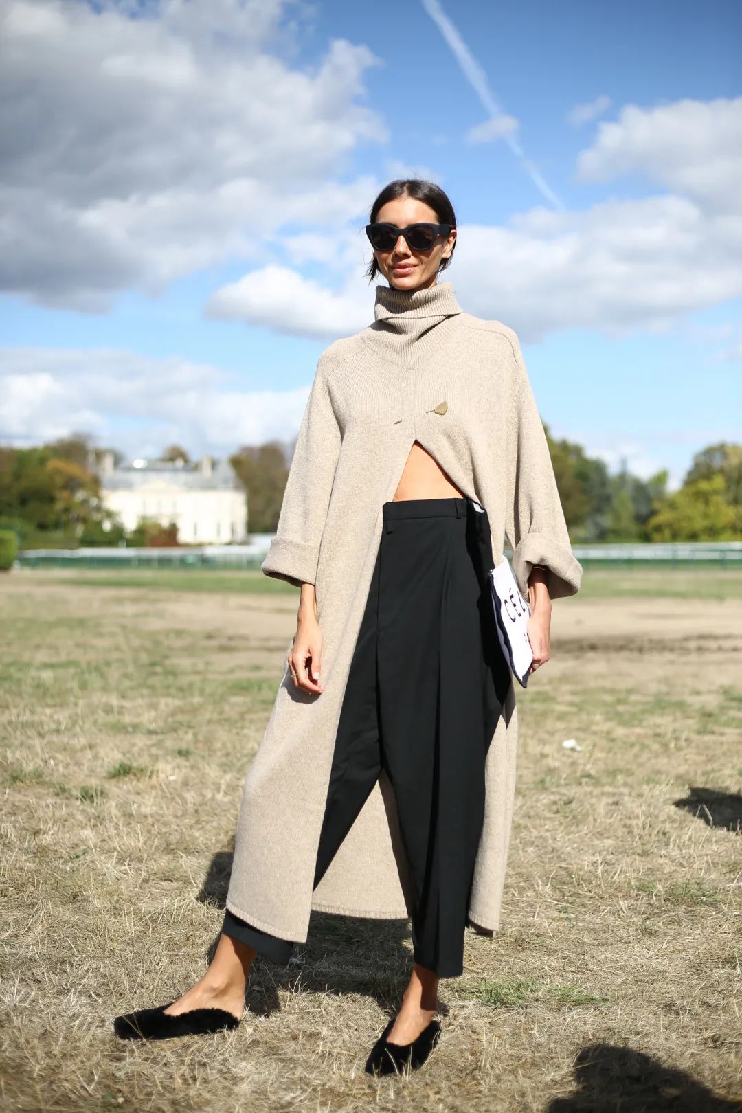 同样的预算买二手车还是新车,爆款靴子和小众靴哪个好