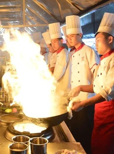 山东蓝翔事件结果,山东蓝翔技校退学退费么