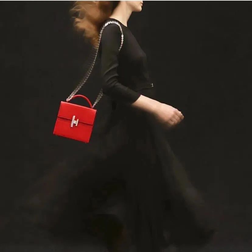 大牌包包为什么都那么丑,这么丑的大牌包包是真的吗