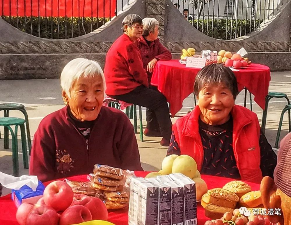 最美夕阳红九九重阳,爱在重阳孝心行天下