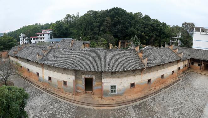 赣州的客家大院的地址,赣州客家大院怎么样