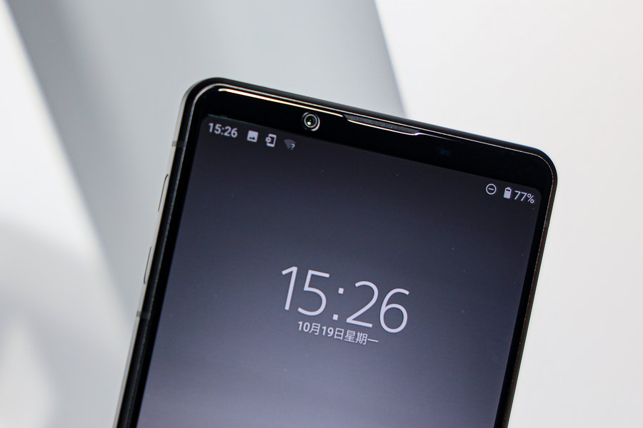 索尼xperia1iii对比苹果13promax,外观与索尼xperia1iv相似的手机