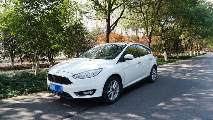 最新一代福克斯st,经典福克斯两厢1.8自动动力升级