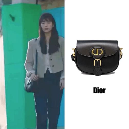 美女背爱马仕包,贫民窟女孩背的包