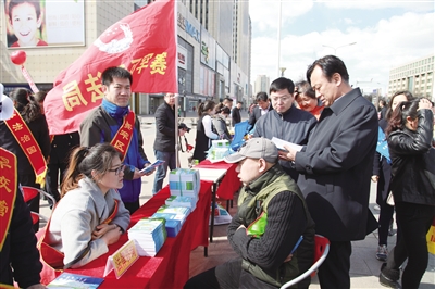 不断提升我市法治政府建设水平,促进依法治市和法治政府建设