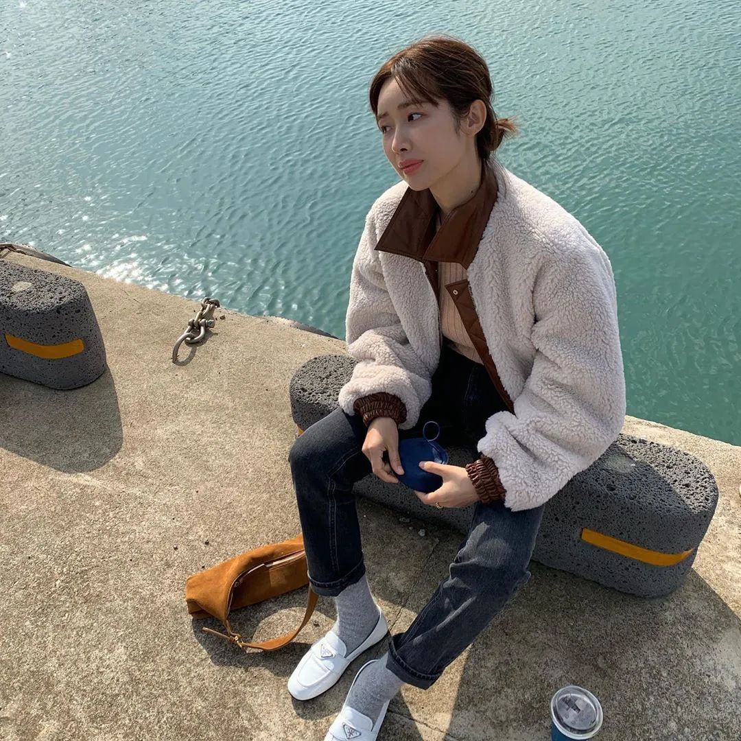 潮韩穿搭女,韩国明星秋装穿搭