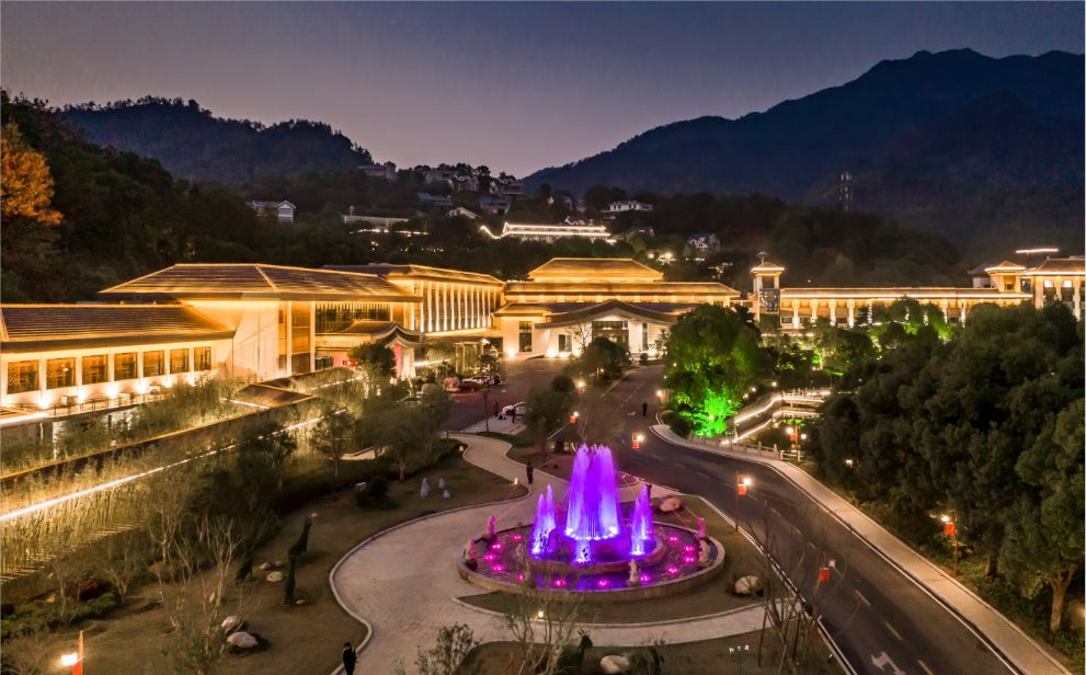 泡温泉仪式感,江西温泉镇泡温泉攻略