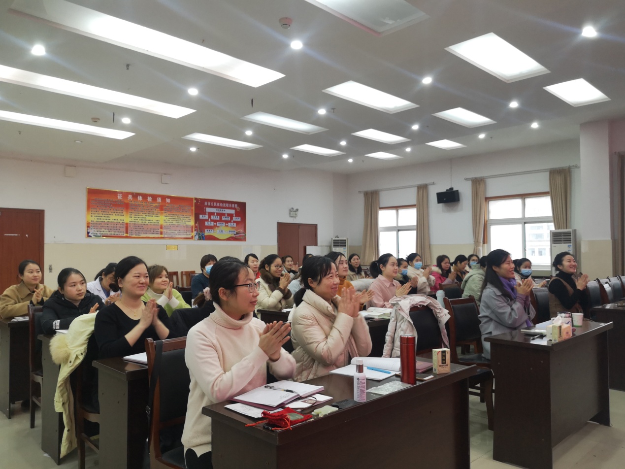 中医刮痧专家张秀勤,张秀勤全息刮痧美容