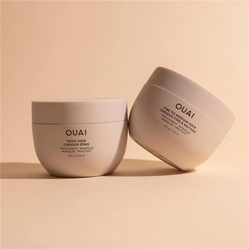 全球新品105：彩色粉底、防晒精华等新概念产品上市/新锐年末推联名、上礼盒