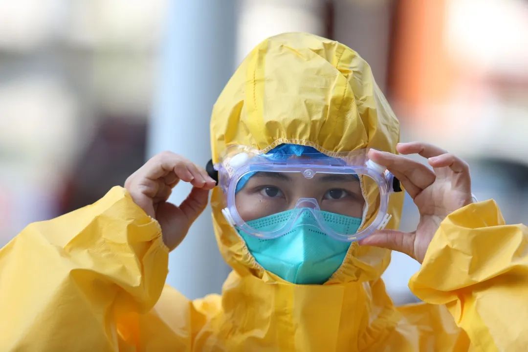 大浪街道拍了拍“你”，并递上2020成绩单