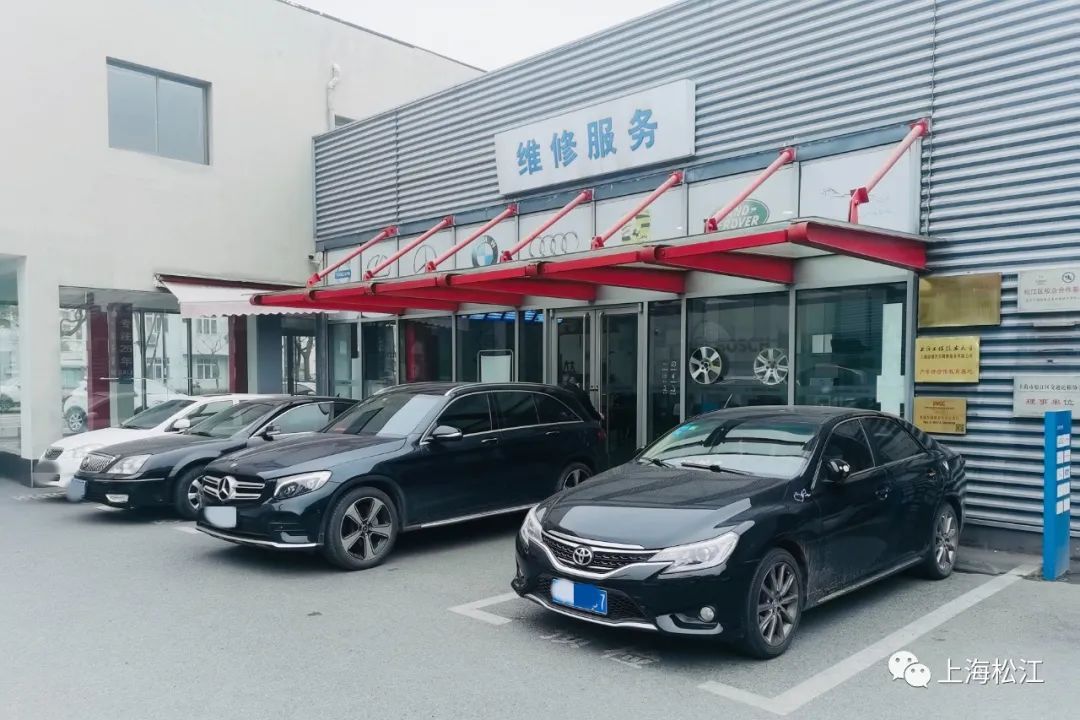 汽车用热水烫可以吗,汽车冻伤了浇热水