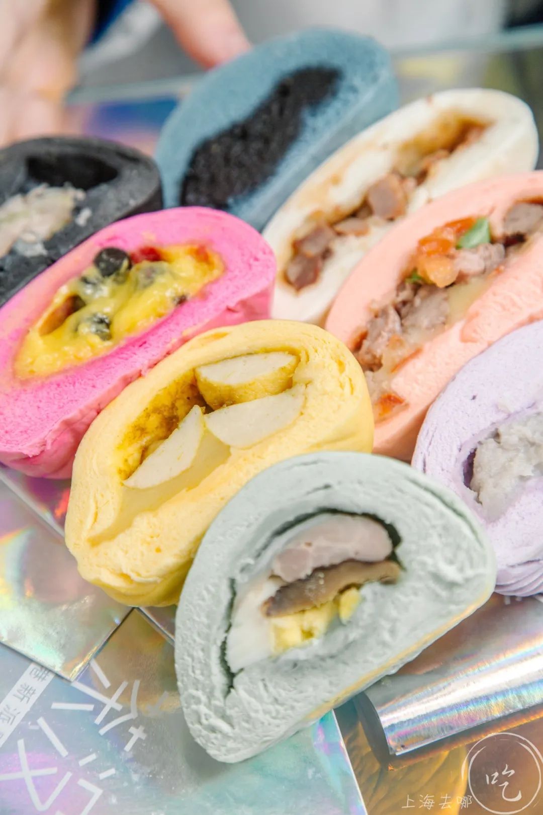 淮海路上10m²！连座位也没有的店，专卖香港“彩色点心”