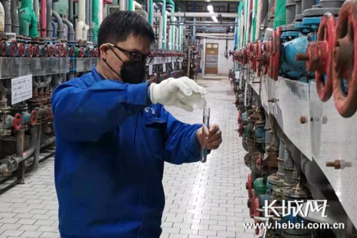 战疫夫妻档同心抗疫情,医务夫妻抗疫情