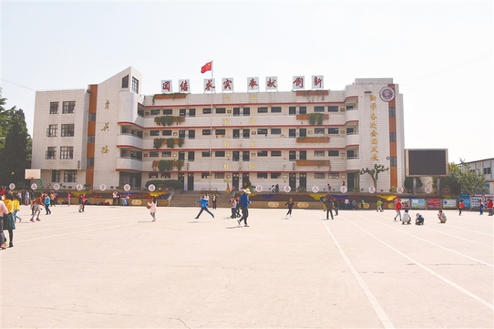 2017-2018骞村害鏂囨槑鏍″洯,鍩庡叧灏忓鍏ㄥ浗鏂囨槑鏍″洯