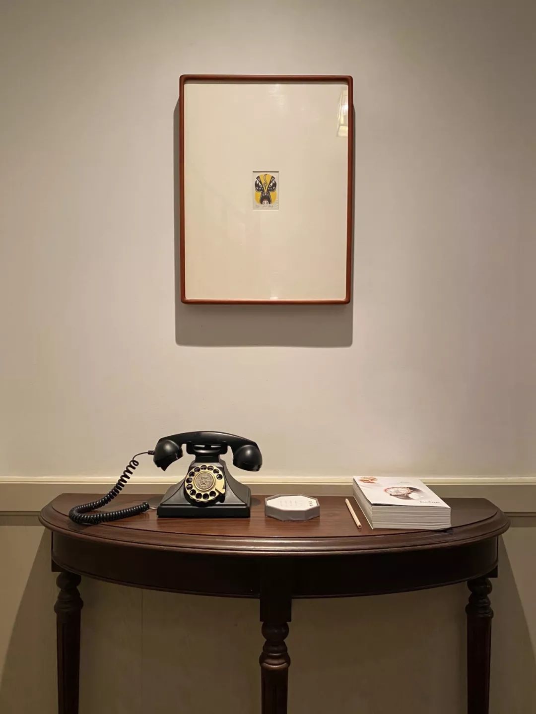 杭州湖边邨酒店怎么订便宜,西湖边住宿酒店哪个好