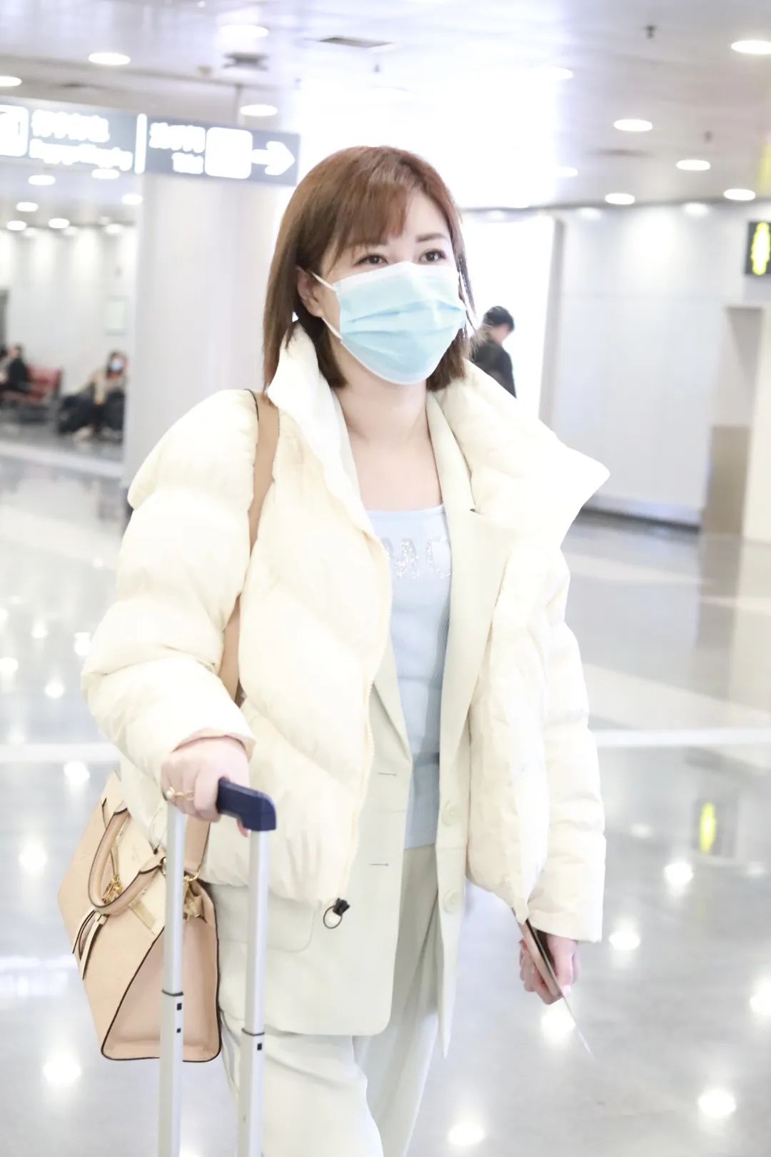 杜华霍汶希什么关系,霍汶希和杜华谁有地位