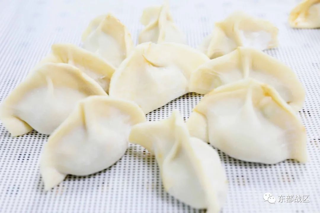 策划|中国军人送你一份就地过年攻略,拿走不谢